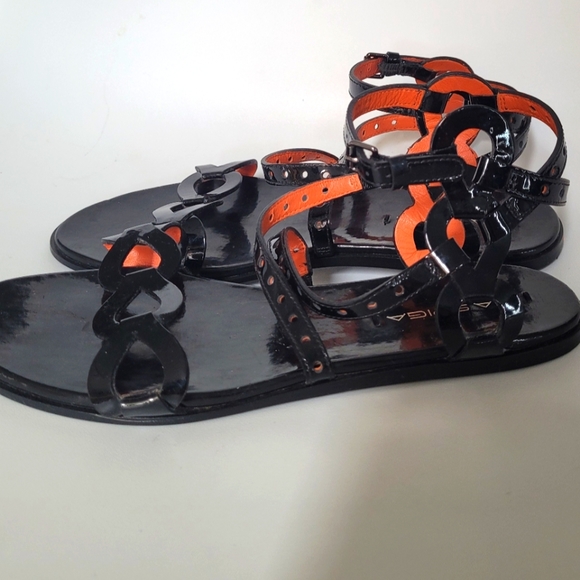 Via Spiga Patent Leather Flat Sandals Size 7 us - Picture 2 of 14